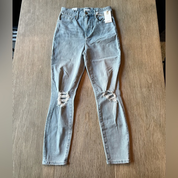 NWT Good American Good Waist Crop Jeans Size 6/28 - Picture 3 of 3
